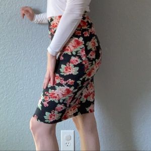 Fitted Black Floral Skirt